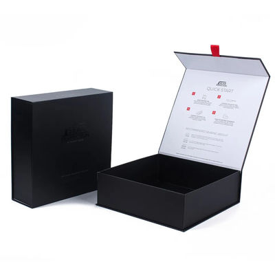 Pudełka pocztowe z magnesem wstążkowym na płaszcz Błyszczące UV Matowe czarne ubrania Ręcznie robione