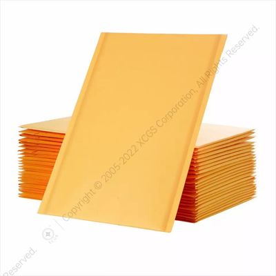 Druk fleksograficzny Wodoodporny papier pakowy Różowe torby na zakupy Kraft Bubble Mailers