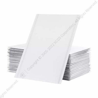 Druk fleksograficzny Wodoodporny papier pakowy Różowe torby na zakupy Kraft Bubble Mailers